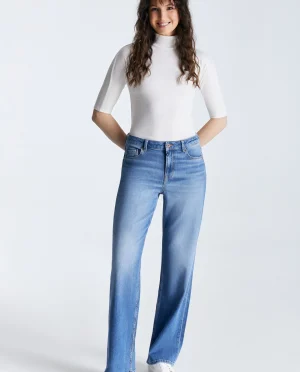 C.O.J. Denim Nova straight leg medium blue